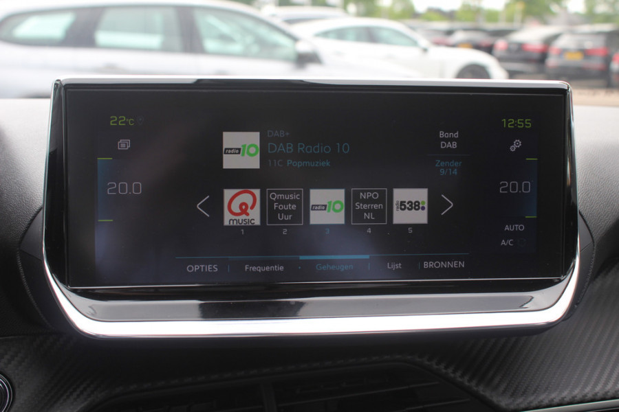 Peugeot e-2008 EV Allure 50 kWh / Camera / Half leder / Virtual Cockpit / 17'' / LED Koplampen / Keyless / Navigatie / Stoelverwarming / Cruise Control