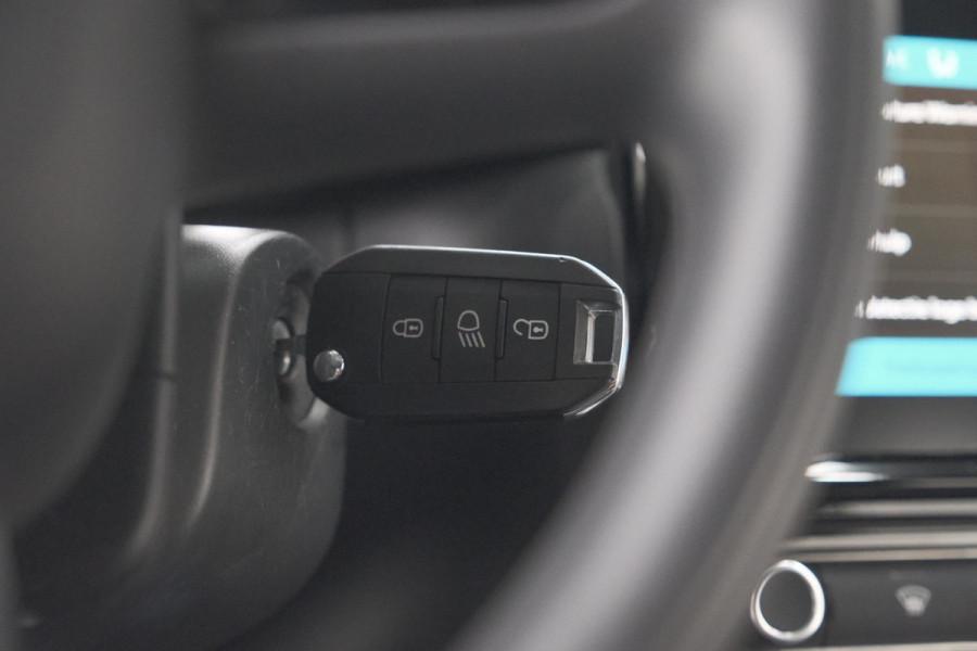Citroën C3 PureTech 110 EAT6 Max | Apple Carplay | Parkeersensoren | Climate Control | 16 Inch Lichtmetalen Velgen