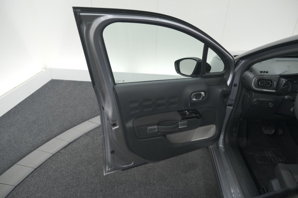 Citroën C3 PureTech 110 EAT6 Max | Apple Carplay | Parkeersensoren | Climate Control | 16 Inch Lichtmetalen Velgen