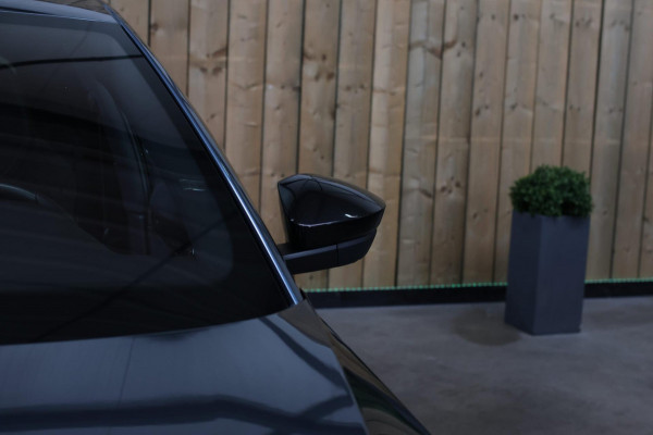 Škoda Superb Combi 1.4 TSI iV Sportline *Pano*360 Camera*Memory*Virtual*