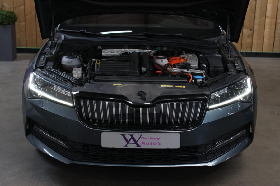 Škoda Superb Combi 1.4 TSI iV Sportline *Pano*360 Camera*Memory*Virtual*