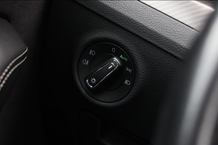Škoda Superb Combi 1.4 TSI iV Sportline *Pano*360 Camera*Memory*Virtual*