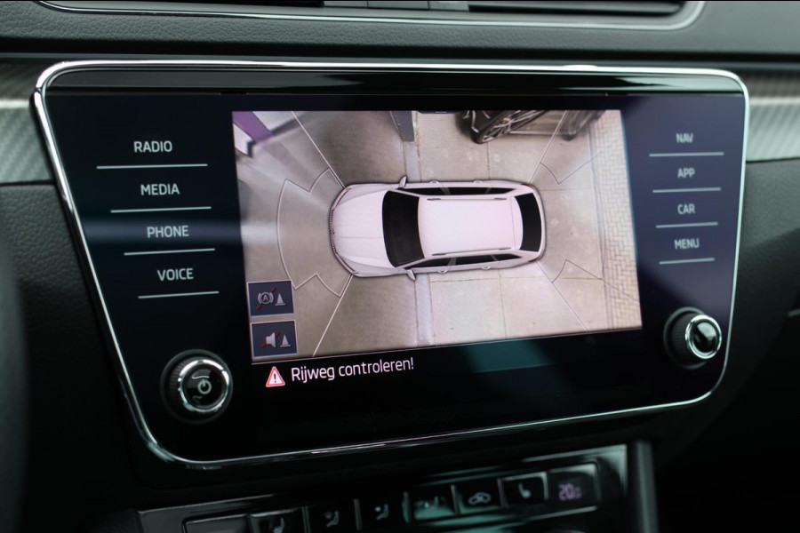 Škoda Superb Combi 1.4 TSI iV Sportline *Pano*360 Camera*Memory*Virtual*
