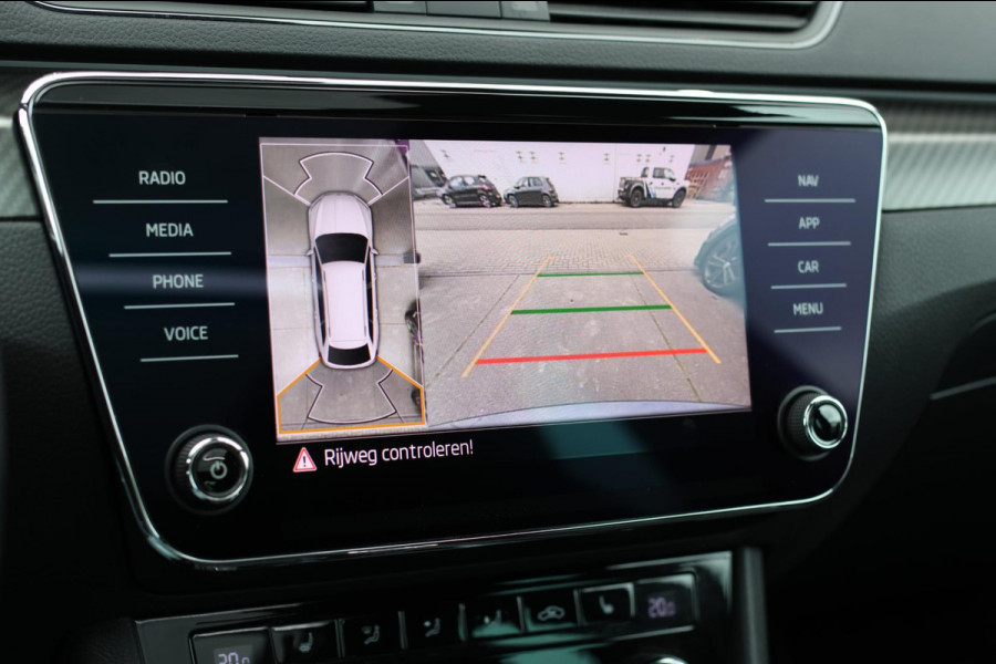 Škoda Superb Combi 1.4 TSI iV Sportline *Pano*360 Camera*Memory*Virtual*