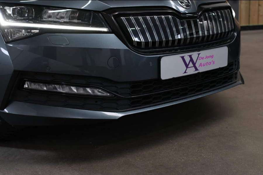 Škoda Superb Combi 1.4 TSI iV Sportline *Pano*360 Camera*Memory*Virtual*