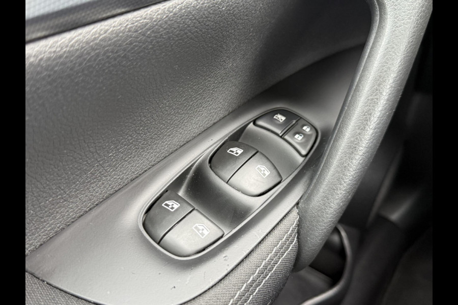 Nissan QASHQAI 1.2 N-Connecta 1e Eigenaar,Navi,Clima,Cruise,Pano,360 Camera,Stoelverwarming,APK tot 02-2027