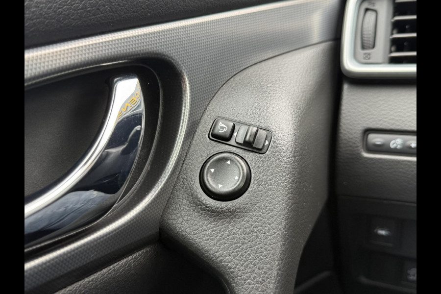 Nissan QASHQAI 1.2 N-Connecta 1e Eigenaar,Navi,Clima,Cruise,Pano,360 Camera,Stoelverwarming,APK tot 02-2027