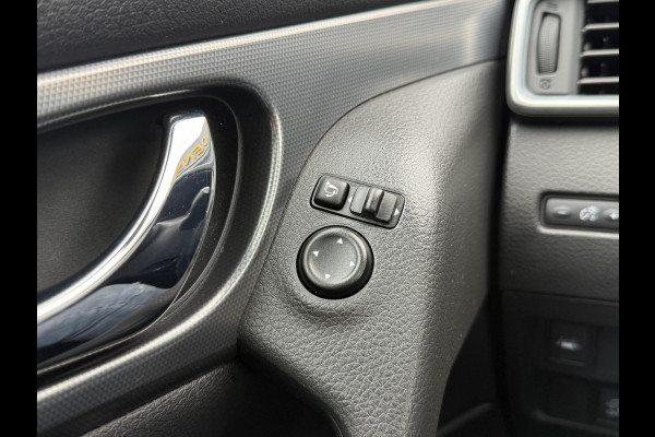Nissan QASHQAI 1.2 N-Connecta 1e Eigenaar,Navi,Clima,Cruise,Pano,360 Camera,Stoelverwarming,APK tot 02-2027