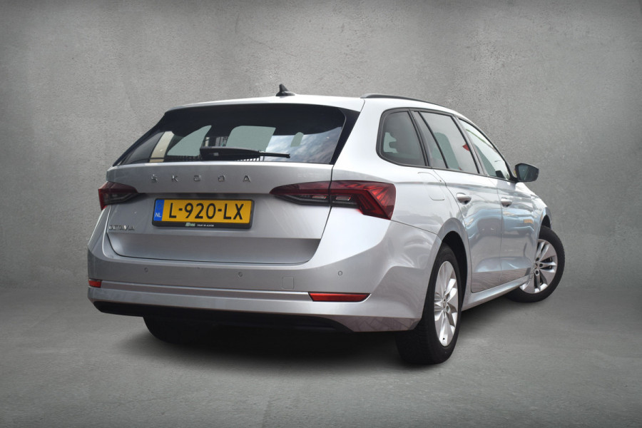 Škoda Octavia Combi 1.0 TSI Business Edition | AppleCarplay | Navi | Parkeersensoren |