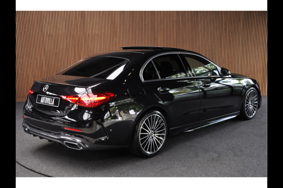 Mercedes-Benz C-Klasse 180 AMG Panodak Navi Leer Camera PTS Nightpack PTS Ambient LM velgen