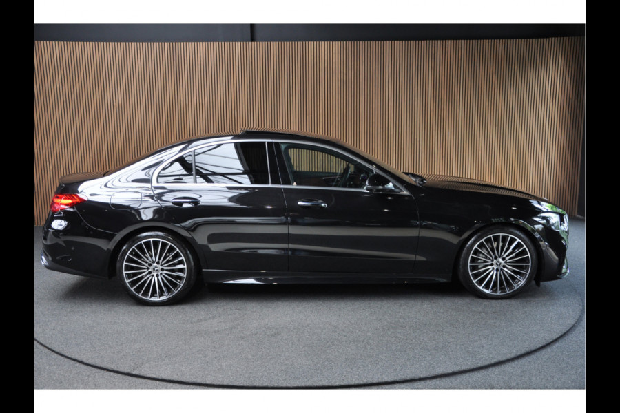Mercedes-Benz C-Klasse 180 AMG Panodak Navi Leer Camera PTS Nightpack PTS Ambient LM velgen