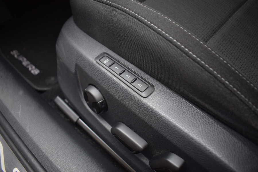 Škoda Superb Combi 1.5 TSI ACT Ambition Business | Panorama | AppleCarplay | Trekhaak