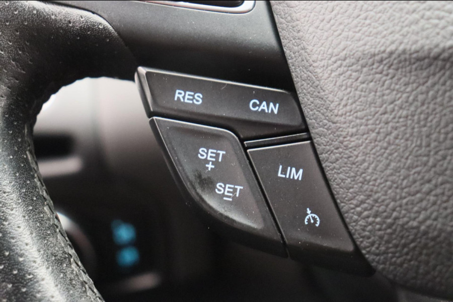 Ford Focus 2.0 ST 250PK Recaro/stoelen Climate/control Navigatie