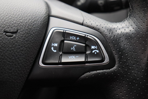 Ford Focus 2.0 ST 250PK Recaro/stoelen Climate/control Navigatie