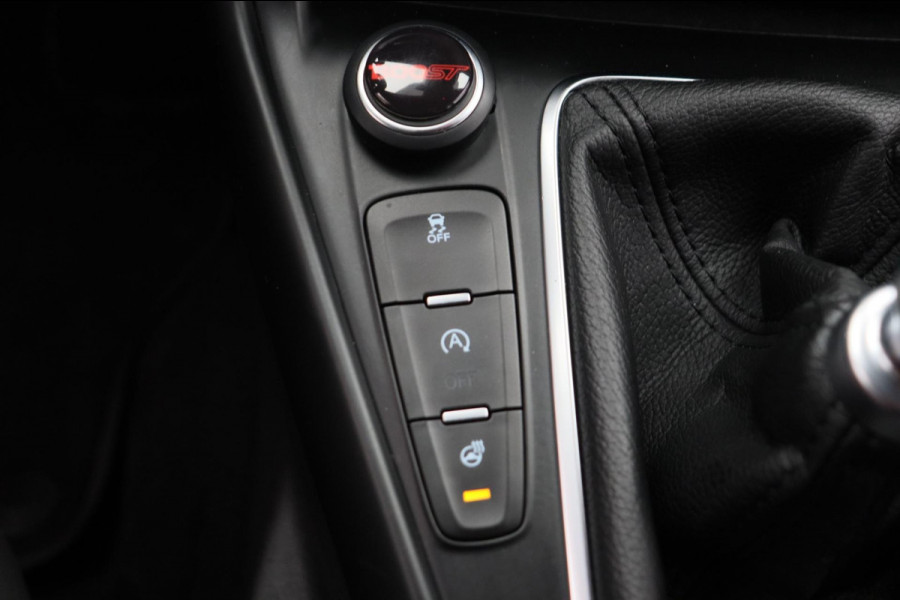 Ford Focus 2.0 ST 250PK Recaro/stoelen Climate/control Navigatie