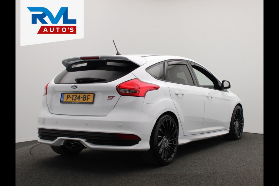 Ford Focus 2.0 ST 250PK Recaro/stoelen Climate/control Navigatie