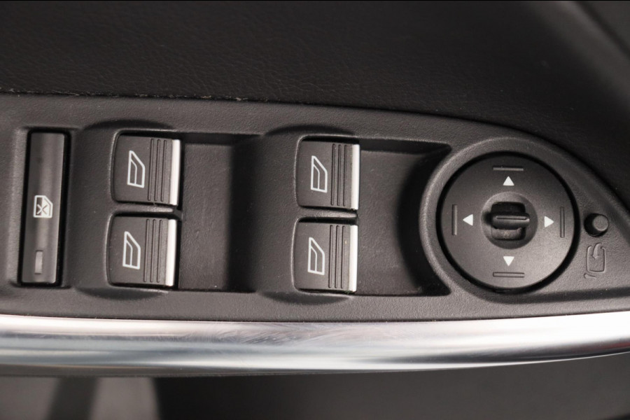 Ford Focus 2.0 ST 250PK Recaro/stoelen Climate/control Navigatie