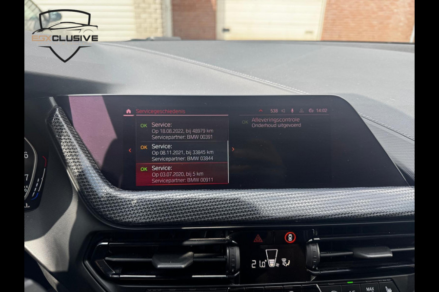 BMW 1-serie 118i High Executive ACC | LED | STOELVERWARMING | NAVI