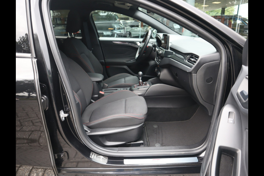 Ford FOCUS Wagon 1.5 EcoBoost 182 PK ST Line Business