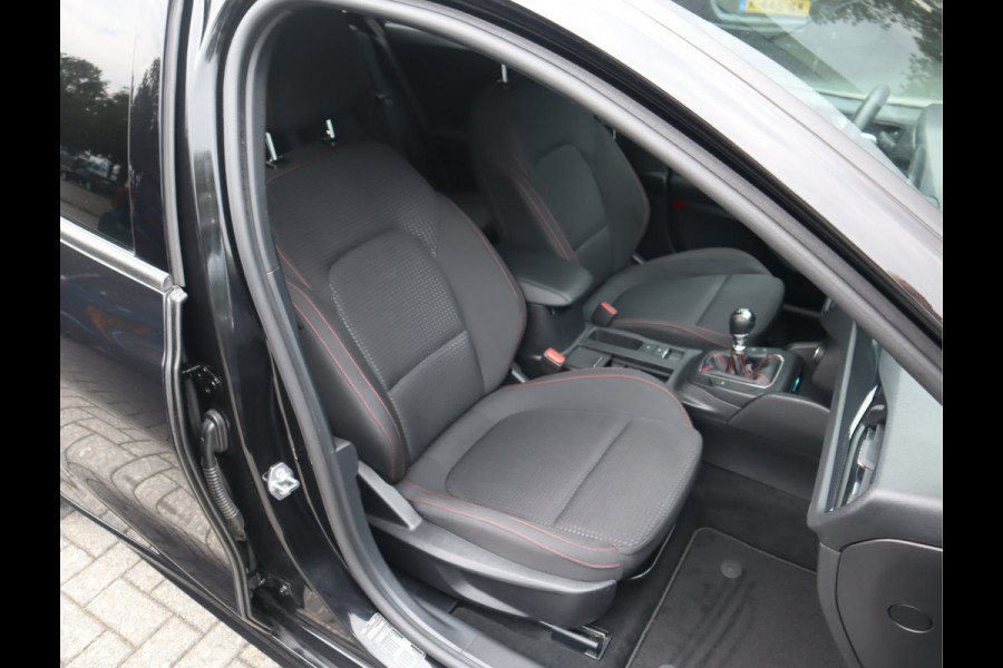 Ford FOCUS Wagon 1.5 EcoBoost 182 PK ST Line Business