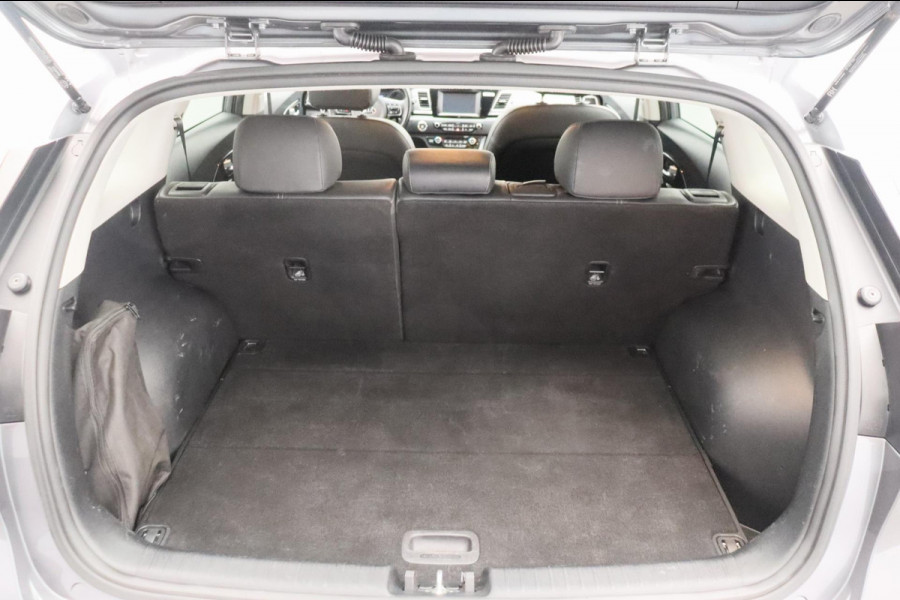 Kia Niro 1.6 GDi Hybrid DynamicLine Trekhaak Navigatie 1/2 Leder