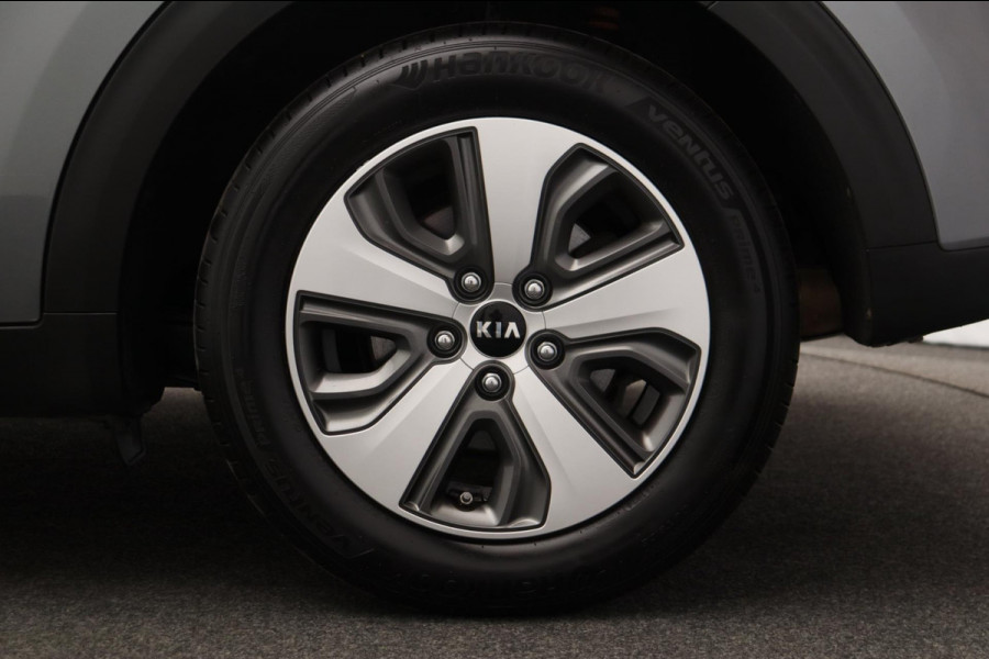 Kia Niro 1.6 GDi Hybrid DynamicLine Trekhaak Navigatie 1/2 Leder