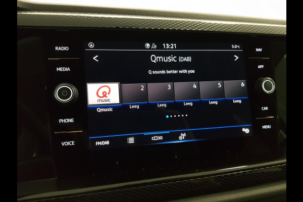 Volkswagen Polo 1.0 TSI Life Automaat Navigatie Digitale Cockpit Airco Parkeer sensoren V+A LED Lichtmetalen Velgen