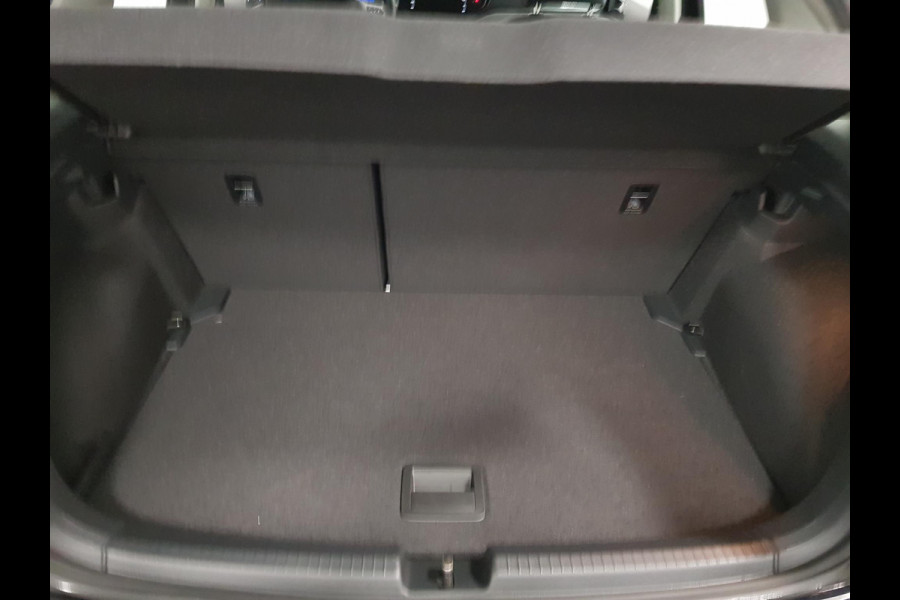 Volkswagen Polo 1.0 TSI Life Automaat Navigatie Digitale Cockpit Airco Parkeer sensoren V+A LED Lichtmetalen Velgen