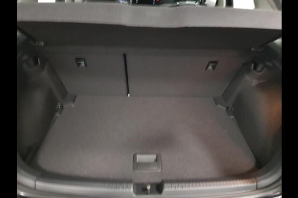Volkswagen Polo 1.0 TSI Life Automaat Navigatie Digitale Cockpit Airco Parkeer sensoren V+A LED Lichtmetalen Velgen