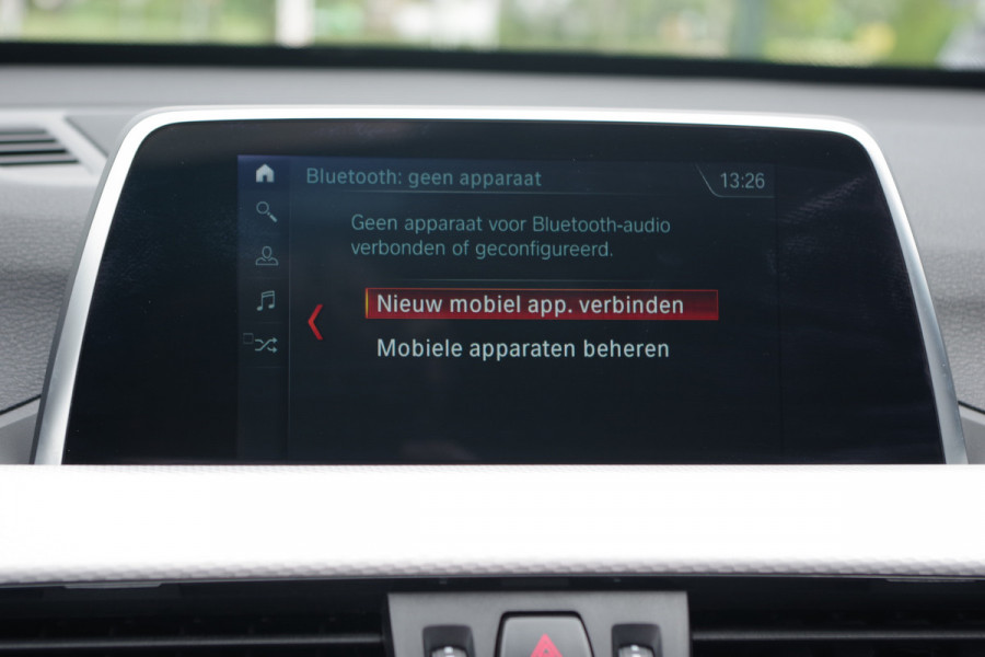 BMW X1 sDrive18i M-Sport High Executive 140 PK Automaat, Panoramadak, LED Koplampen , Leder bekleding.