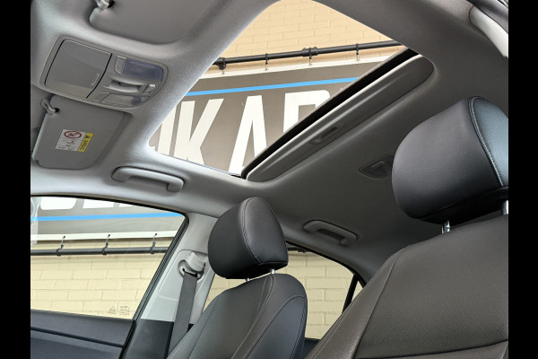 Kia Rio 1.0 T-GDi MHEV Platinum Edition | Navi | Pano | Leder | 17 inch | ACC | Blindspot | 100% dealer onderhouden!