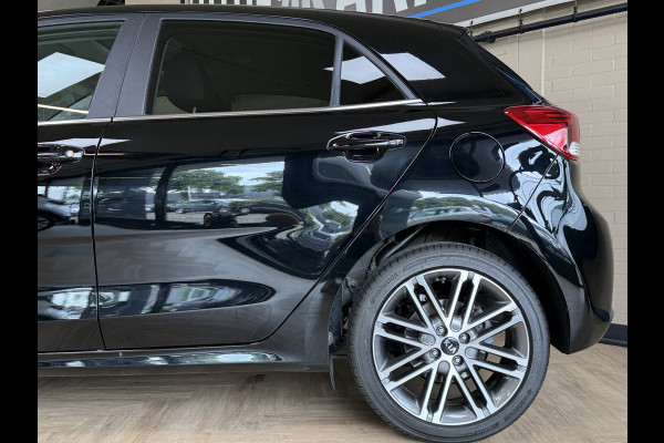 Kia Rio 1.0 T-GDi MHEV Platinum Edition | Navi | Pano | Leder | 17 inch | ACC | Blindspot | 100% dealer onderhouden!