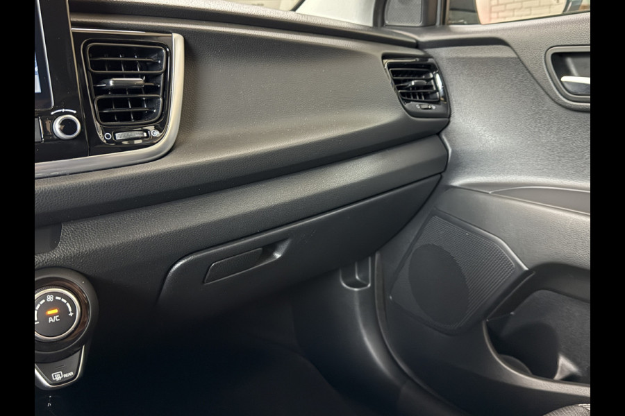Kia Rio 1.0 T-GDi MHEV Platinum Edition | Navi | Pano | Leder | 17 inch | ACC | Blindspot | 100% dealer onderhouden!