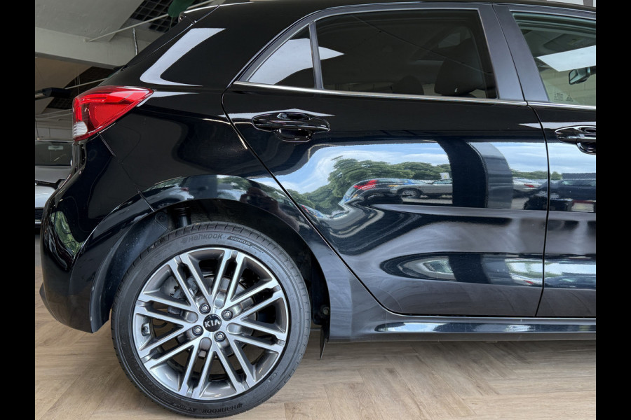Kia Rio 1.0 T-GDi MHEV Platinum Edition | Navi | Pano | Leder | 17 inch | ACC | Blindspot | 100% dealer onderhouden!