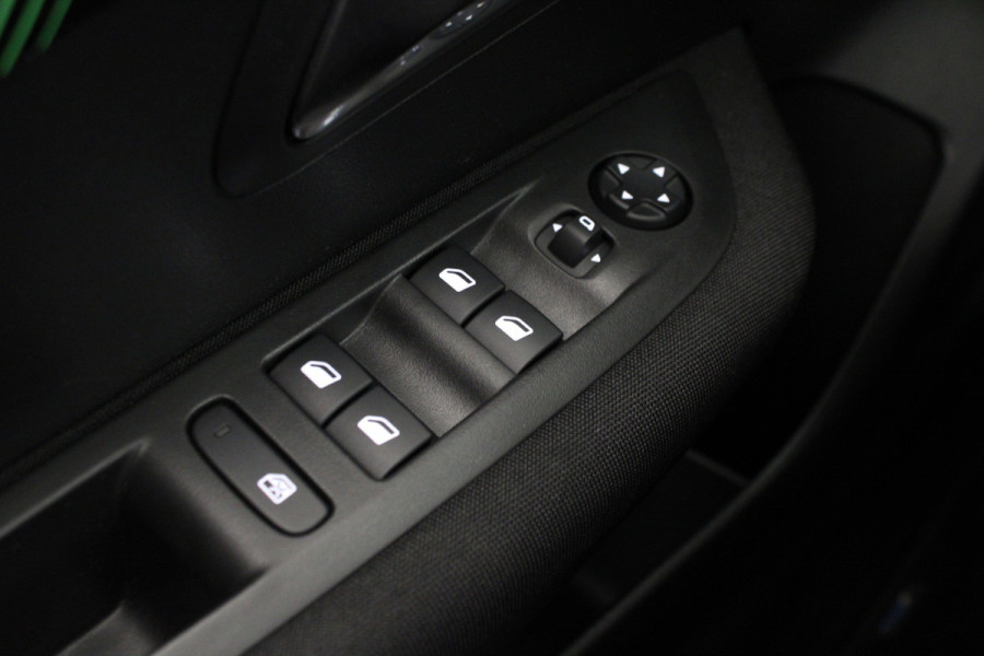 Peugeot 208 1.2 PureTech 75 Active |Carplay|