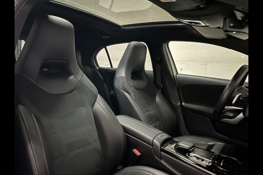 Mercedes-Benz A-Klasse 180 AMG Pano Night pakket Widescreen NAP
