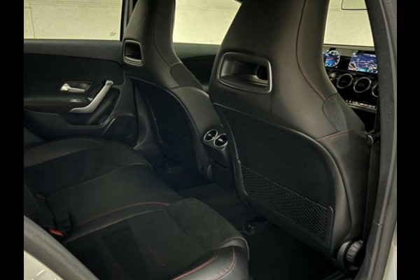 Mercedes-Benz A-Klasse 180 AMG Pano Night pakket Widescreen NAP
