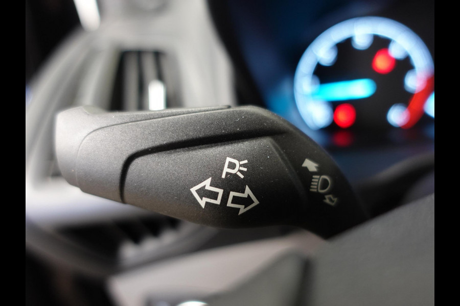Ford Transit Connect 1.5 EcoBlue L2 Trend Automaat Navi Airco Parkeersensoren Cruise Control 3Zits Camera DAB+