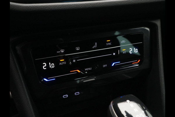 Volkswagen Tiguan 1.5 TSI 150pk DSG R-Line Business+ Navigatie Wegkl. trekhaak Acc Elek. kofferklep 245
