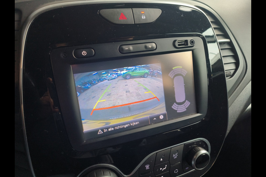 Renault Captur 1.2 TCe Intens AUTOMAAT + trekhaak uit 2018 Rijklaar + 12 maanden Bovag-garantie Henk Jongen Auto's in Helmond,  al 50 jaar service zoals 't hoort!
