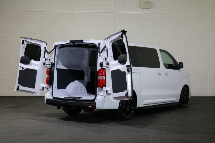 Peugeot e-Expert EV L3 75 kWh Airco Navigatie Trekhaak Black Line