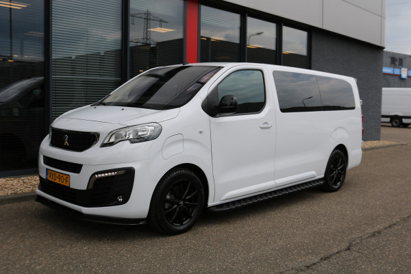 Peugeot e-Expert EV L3 75 kWh Airco Navigatie Trekhaak Black Line