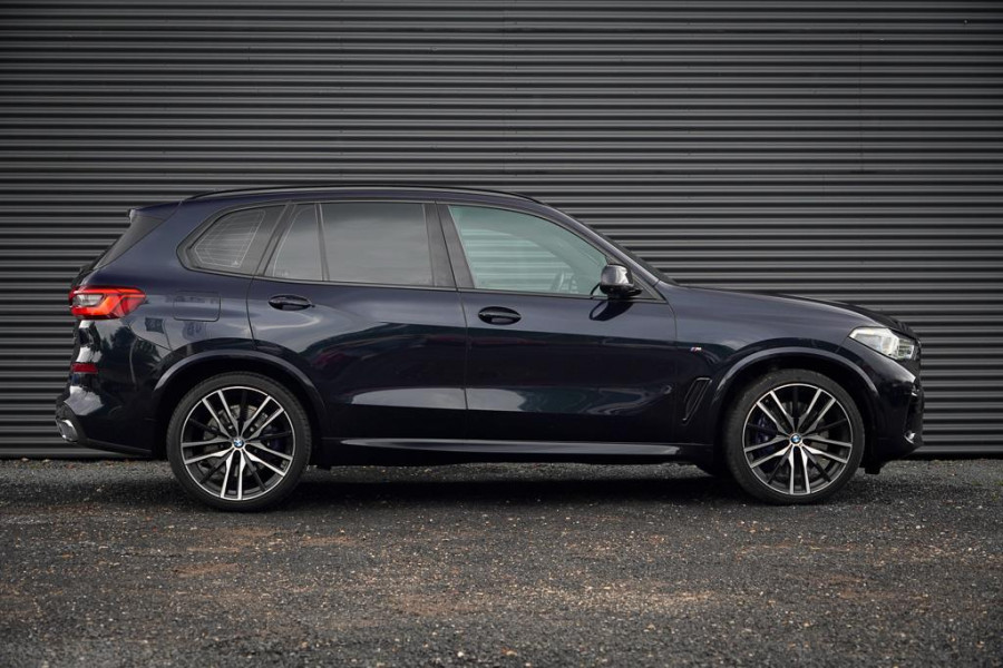 BMW X5 xDrive40i High Executive 22'' / M-Sport / 4Wiel Sturing / HK / HUD / Drive Assist / Trekhaak / Pano / NL Auto