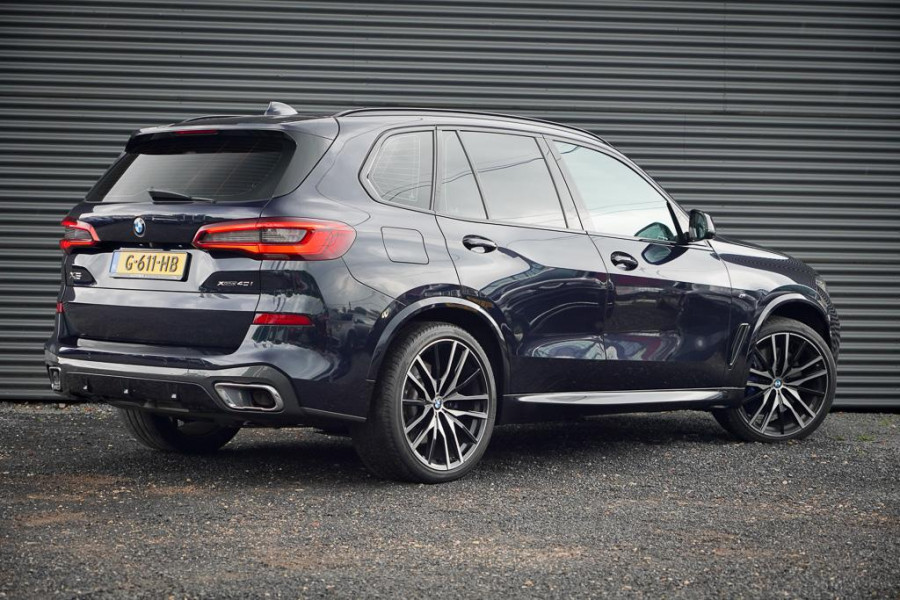 BMW X5 xDrive40i High Executive 22'' / M-Sport / 4Wiel Sturing / HK / HUD / Drive Assist / Trekhaak / Pano / NL Auto