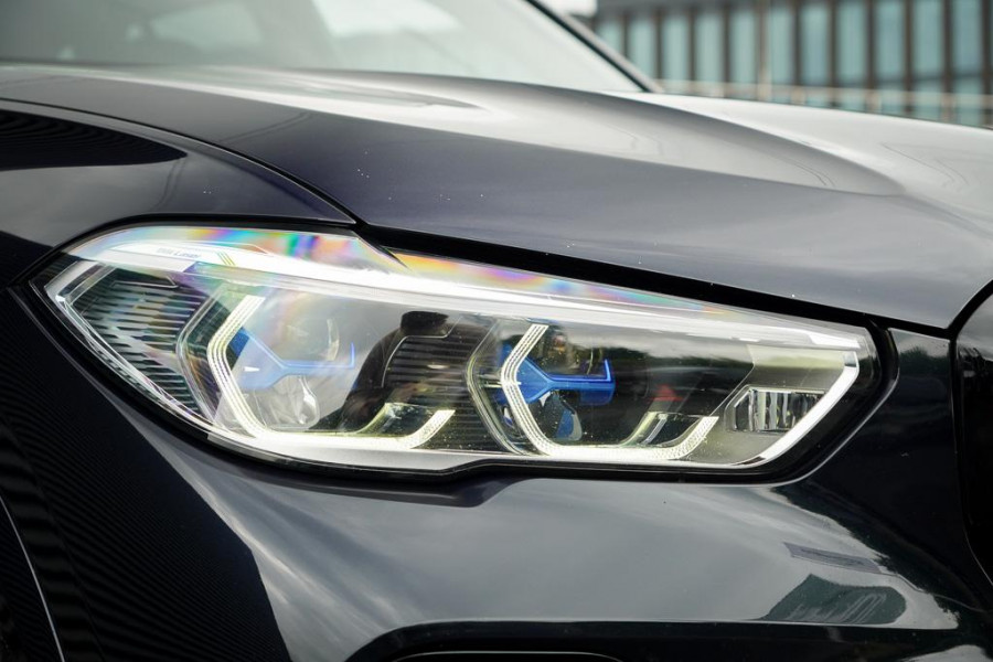 BMW X5 xDrive40i High Executive 22'' / M-Sport / 4Wiel Sturing / HK / HUD / Drive Assist / Trekhaak / Pano / NL Auto