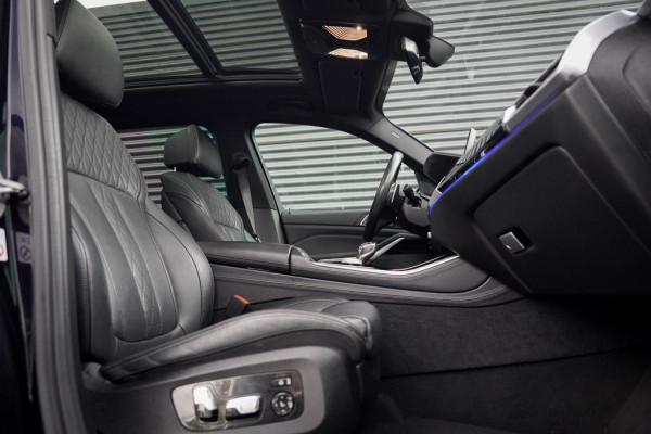 BMW X5 xDrive40i High Executive 22'' / M-Sport / 4Wiel Sturing / HK / HUD / Drive Assist / Trekhaak / Pano / NL Auto