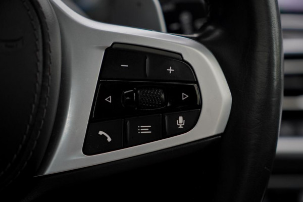 BMW X5 xDrive40i High Executive 22'' / M-Sport / 4Wiel Sturing / HK / HUD / Drive Assist / Trekhaak / Pano / NL Auto