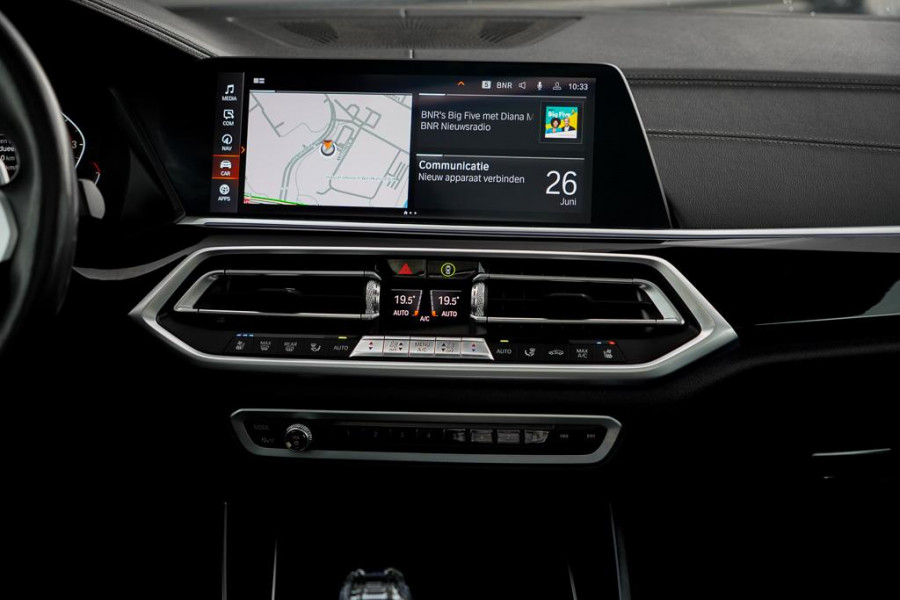 BMW X5 xDrive40i High Executive 22'' / M-Sport / 4Wiel Sturing / HK / HUD / Drive Assist / Trekhaak / Pano / NL Auto