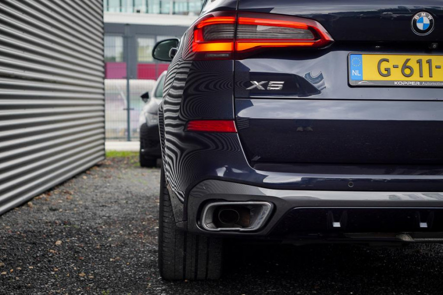 BMW X5 xDrive40i High Executive 22'' / M-Sport / 4Wiel Sturing / HK / HUD / Drive Assist / Trekhaak / Pano / NL Auto