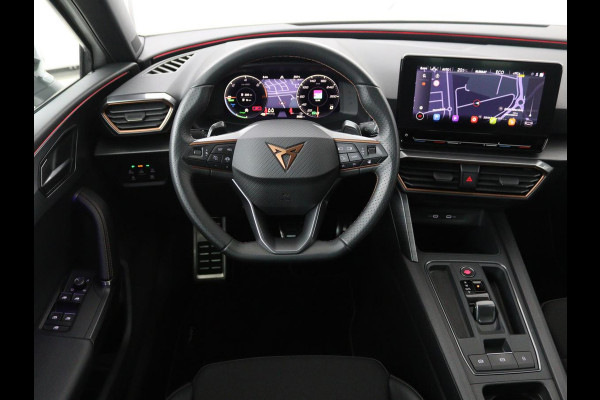 CUPRA Leon 1.4 e-Hybrid VZ | 245pk | Stoel & stuurverwarming | Camera | Navigatie | Sfeerverlichting | Keyless | Full LED | PHEV